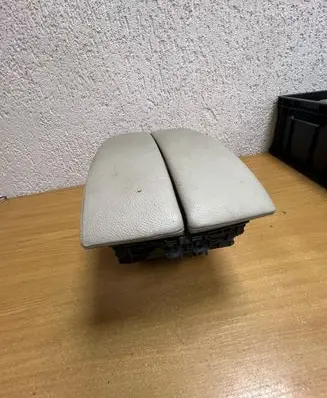 BMW X5 E70 Armrest 51166969544 F5551