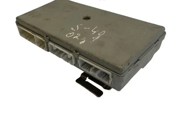 Volvo S40, V40 Comfort/convenience module 30638708 3817900370 SW30644058