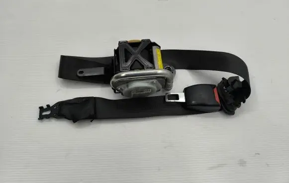 Opel Insignia A Front seatbelt 306532310