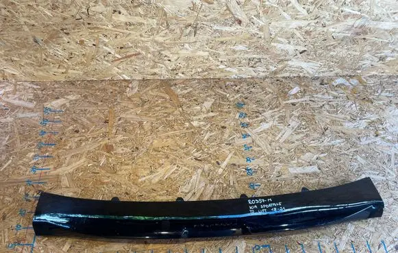 KIA Sportage Front bumper splitter molding 86565-F1800 R0357-M