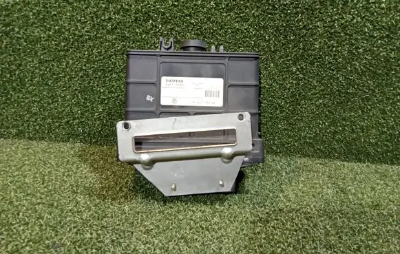 Volkswagen PASSAT B4 Gearbox control unit/module 01M927733BF 5WK3363A