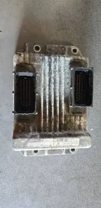Opel Combo C Engine control unit/module 98021570