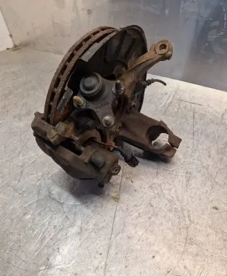 Volkswagen Golf VI Front wheel hub spindle knuckle