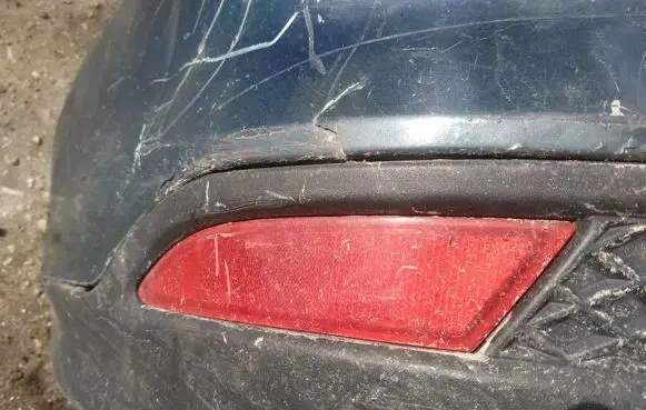 Rear tail light reflector