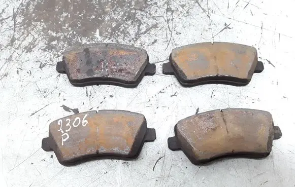 Nissan Micra Brake pads (front) 