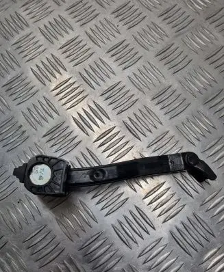 Audi Q7 4M Front door check strap stopper 4M0837249