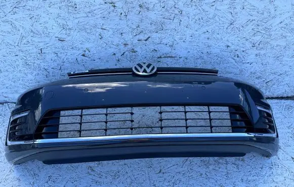 Volkswagen Golf VII Front bumper