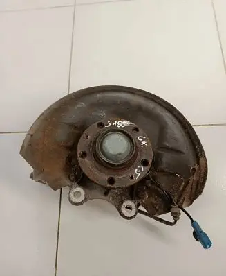 Citroen C5 Rear wheel hub N0code