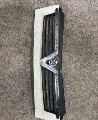 Renault Master II Front grill 8200233759