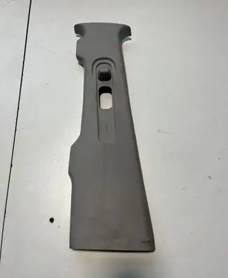 Mitsubishi Pajero (B) pillar trim (top) 7211A101