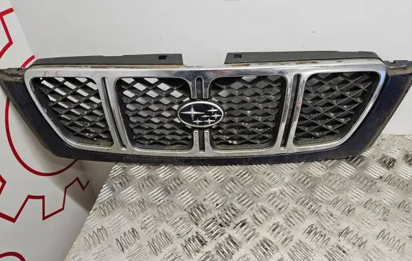 Subaru Forester SF Front grill
