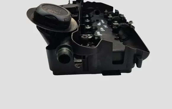 BMW 5 E60 E61 Rocker cam cover 7797613
