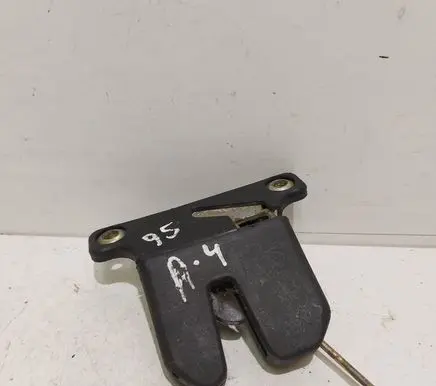 Audi A6 S6 C5 4B Tailgate/trunk/boot lock/catch/latch 8D5827505