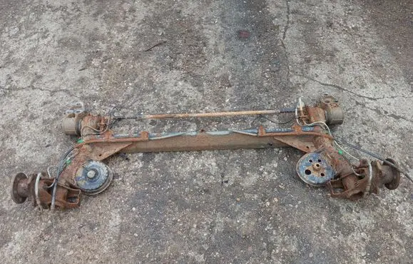 Volkswagen PASSAT B5 Rear subframe 