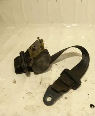 Peugeot 206 Rear seatbelt A508366