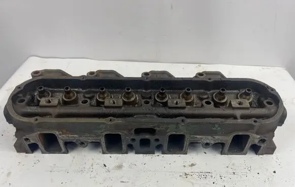 Cadillac De Ville Engine head 1486250