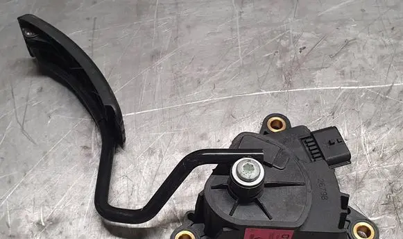Renault Zoe Accelerator throttle pedal 180021178R