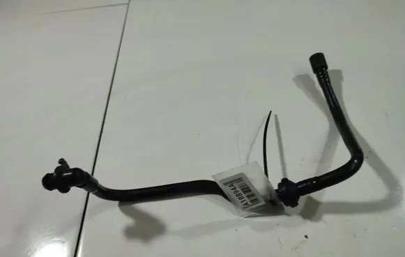 Volkswagen Golf V Engine coolant pipe/hose