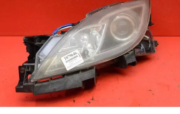Mazda 6 Headlight/headlamp GS7T51040