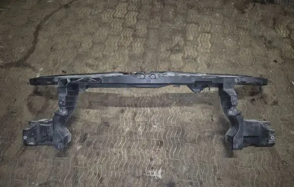Volkswagen Transporter - Caravelle T5 Radiator support slam panel NOCODE