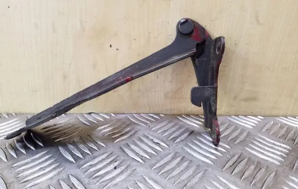 Ford Maverick Engine bonnet/hood hinges
