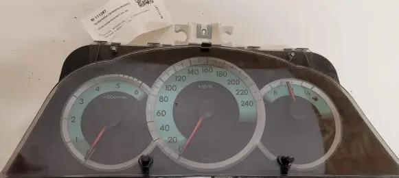 Toyota Corolla Verso AR10 Speedometer (instrument cluster)