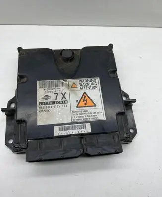 Nissan Almera N16 Engine control unit/module 23710 ECO2D