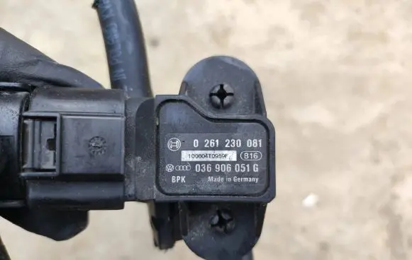 Porsche Cayenne (92A) Air pressure sensor 036906051G 100804T0959F 0261230081