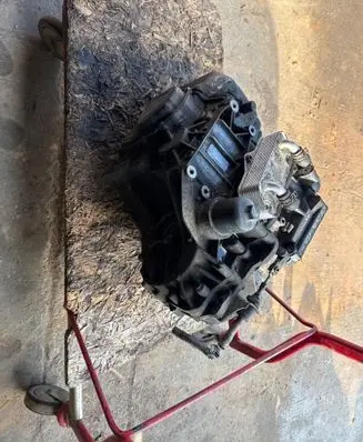 Volkswagen Caddy Automatic gearbox HXY 02e301103f 1414450805