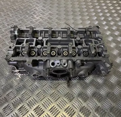 Ford Mustang VI Engine head RFEJ7E6090EC