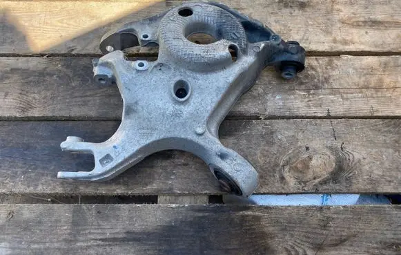 Ford Mustang VI Rear upper control arm/wishbone 5K652