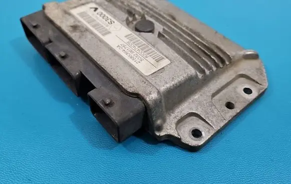 Renault Modus Engine control unit/module ECU 8200376474 IMPRK1571031