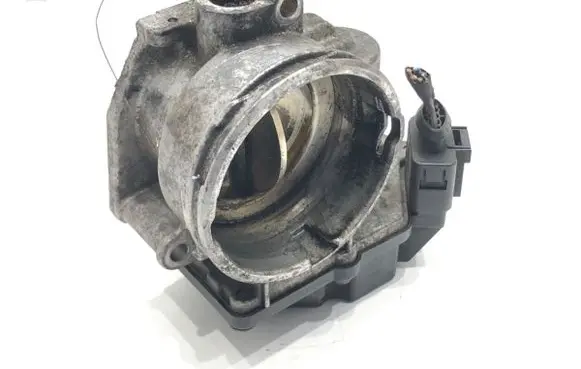 Volkswagen Golf V Engine shut-off valve 03G128063A