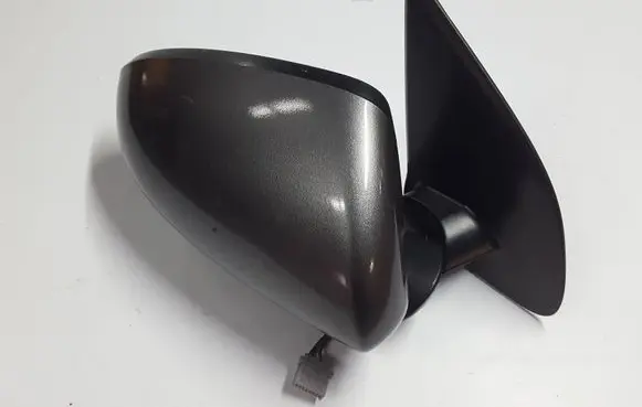 Nissan Qashqai Front door electric wing mirror 
