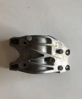 Mercedes-Benz CLA C117 X117 W117 Driveshaft support bearing bracket A6512200131