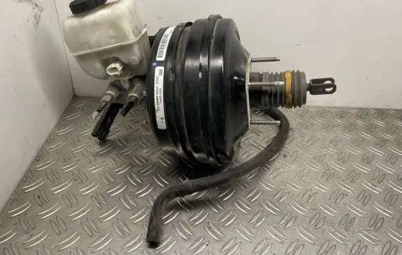 Ford Mustang V Brake booster CR332B195AA CR332005AA