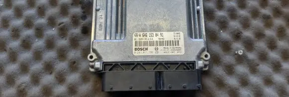 Mercedes-Benz Vito Viano W639 Engine control unit/module A6461530491 0281011789 1039S00000
