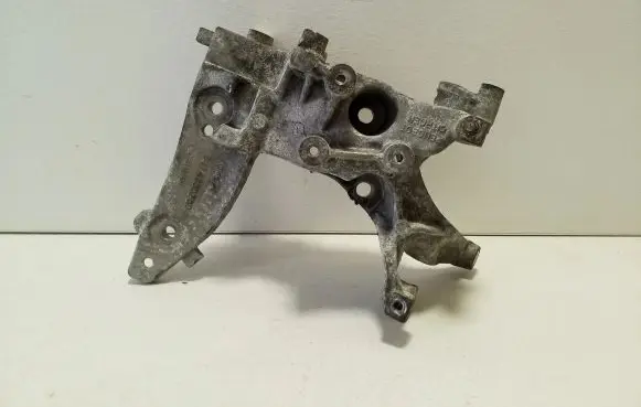Generator/alternator bracket