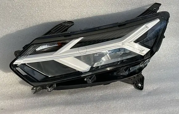Dacia Sandero III Headlight/headlamp 260602561R 20221108 0024362201
