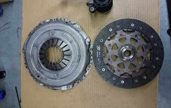 Renault Trafic II (X83) Clutch set kit 3000990411SATZ