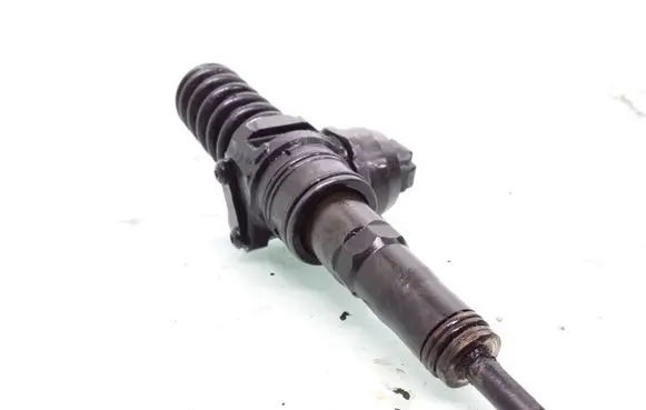 Volkswagen Sharan Fuel injector 038130073BP 0414720314