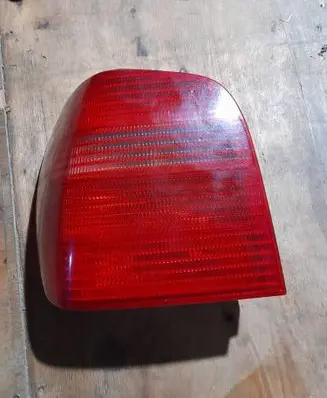 Volkswagen Polo III 6N 6N2 6NF Rear/tail lights
