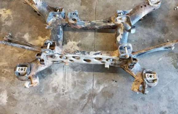 Jeep Grand Cherokee Rear subframe 
