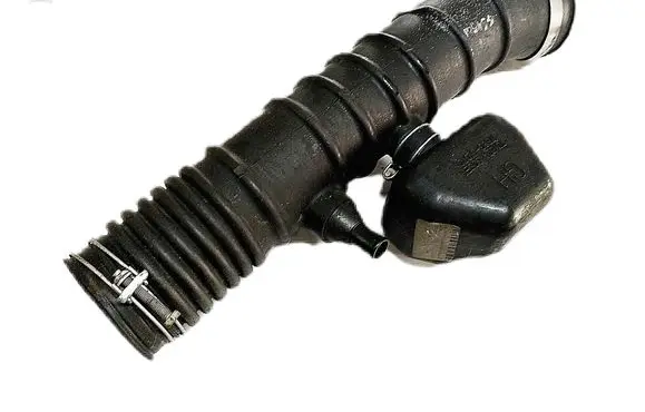 Intake resonator