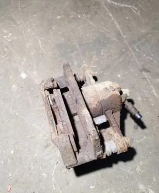 Suzuki Ignis Front brake caliper