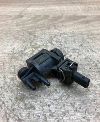 Volkswagen Golf III Turbo solenoid valve 191906283A