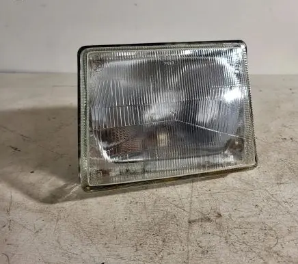Fiat Uno Headlight/headlamp E339192 14010