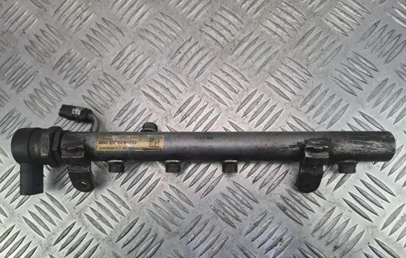 Mercedes-Benz CLS C219 Fuel main line pipe A6420702495 0834300413
