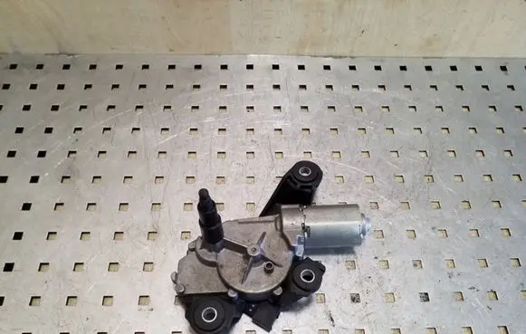 Nissan Qashqai Rear window wiper motor 0390201820 28710JD000