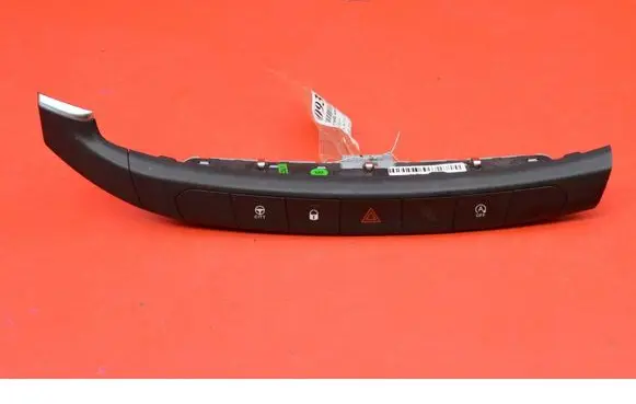 Fiat Tipo Hazard light switch 07356973620